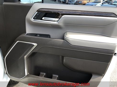 Used 2022 GMC Sierra 1500 SLE AWD/4WD image 23