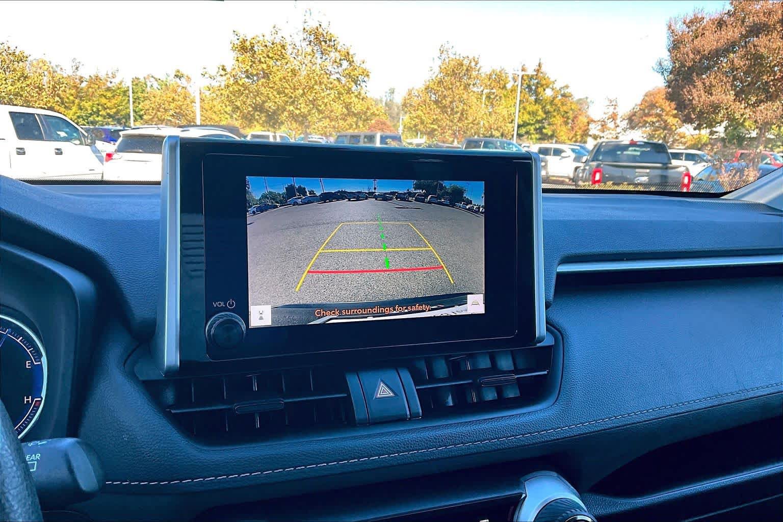 Certified 2024 Toyota RAV4 LE AWD/4WD image 26