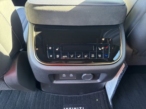 Certified 2026 INFINITI QX80 4WD image 25