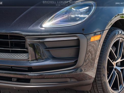 Used 2024 Porsche Macan image 59