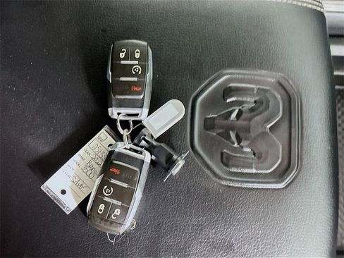 Used 2022 RAM 3500 Laramie image 35