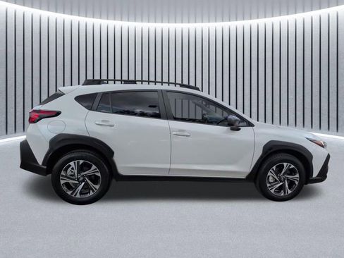Used 2024 Subaru Crosstrek 2.0i Premium AWD/4WD image 4