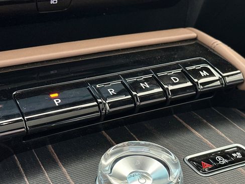New 2026 Lincoln Navigator L Black Label AWD/4WD image 23