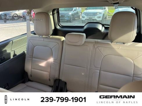 Used 2023 Lincoln Navigator L Reserve image 13