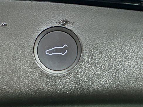 Used 2022 Tesla Model 3 RWD image 30