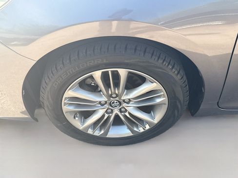 Used 2017 Toyota Camry SE FWD image 35