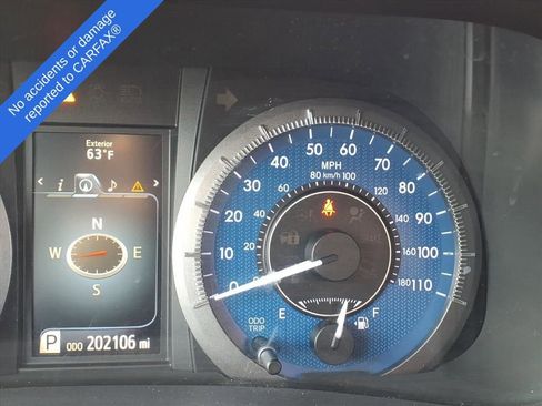 Used 2016 Toyota Sienna L image 18