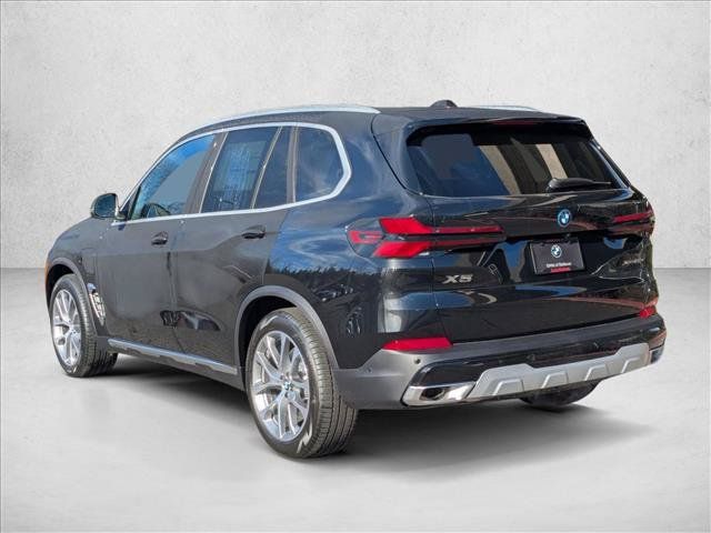 Used 2026 BMW X5 xDrive50e w/ Premium Package AWD/4WD image 7