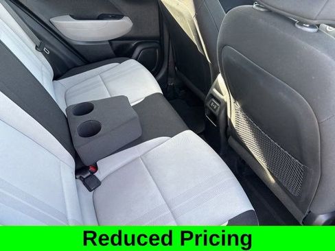 Used 2024 Hyundai Venue SEL image 35