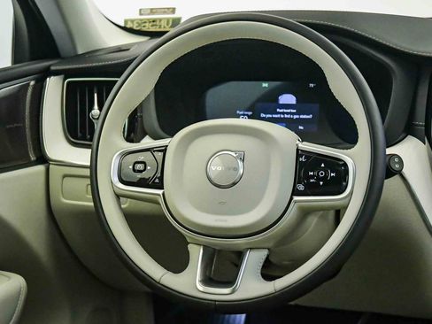 Used 2026 Volvo XC60 B5 Ultra w/ Protection Package Premier AWD/4WD image 13