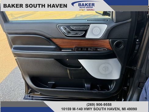 Used 2020 Lincoln Navigator Reserve image 26