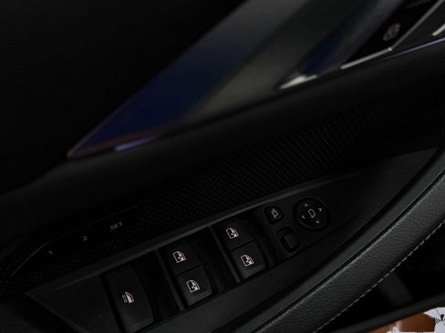 Certified 2023 BMW 430i xDrive Convertible w/ Convenience Package image 9