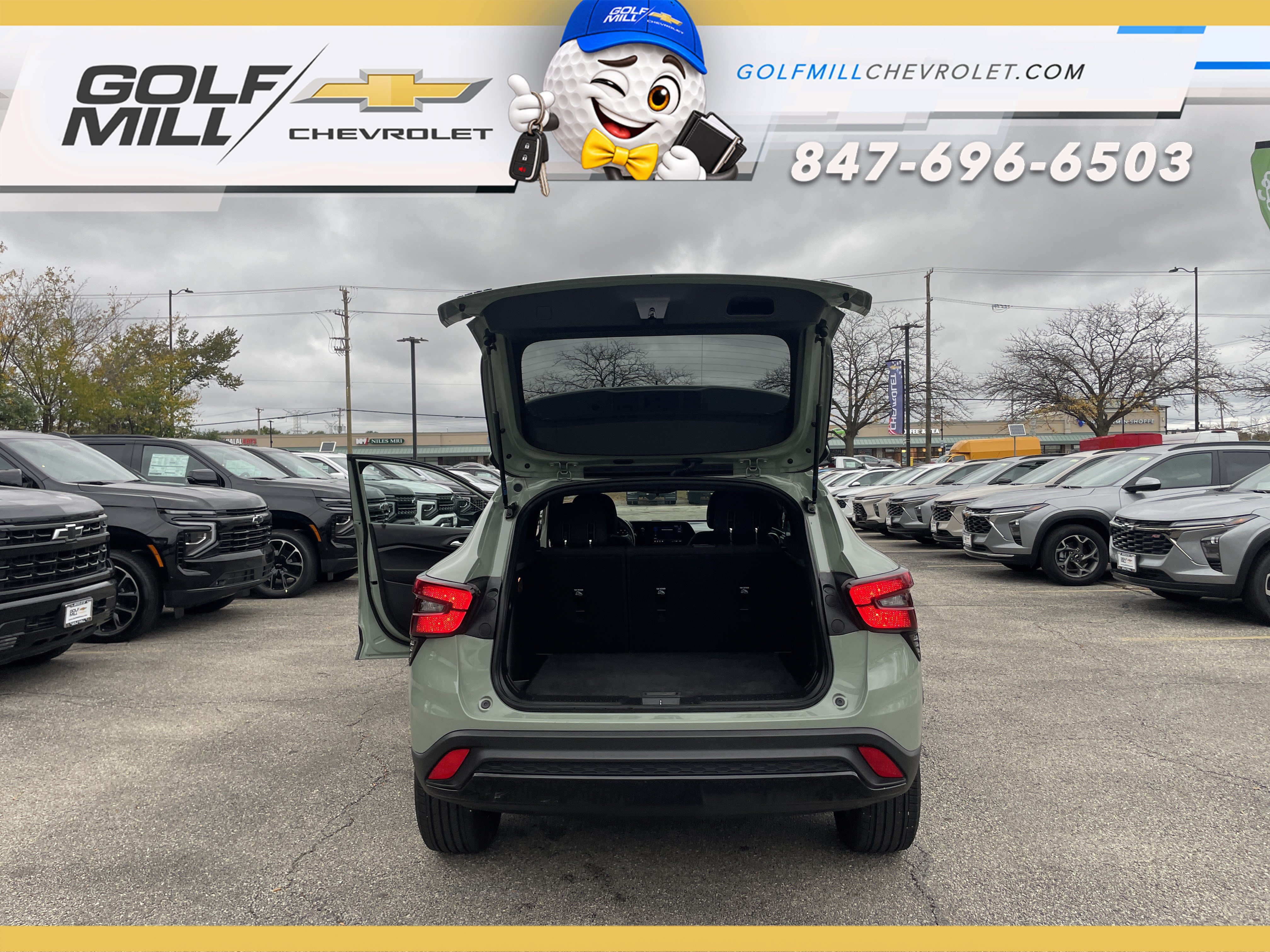 Used 2024 Chevrolet Trax RS w/ Driver Confidence Package FWD image 10