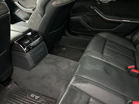 Used 2020 Audi A8 L 4.0T w/ Executive Package image 5