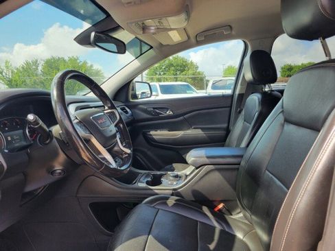 Used 2021 GMC Acadia SLT w/ Elevation Edition FWD image 10
