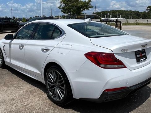 Used 2019 Genesis G70 2.0T Advanced w/ Elite Package RWD image 4
