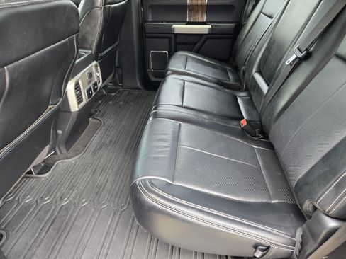 Used 2019 Ford F150 Lariat w/ Equipment Group 502A Luxury image 22
