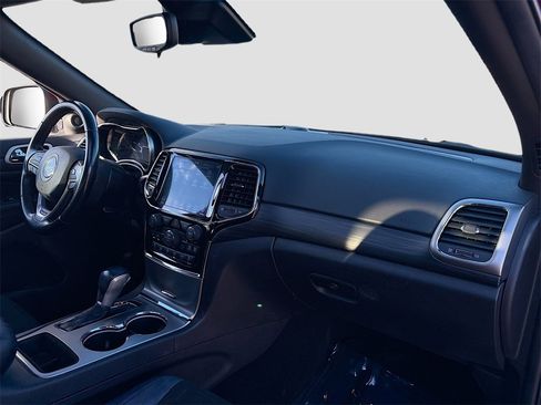 Used 2021 Jeep Grand Cherokee Laredo X image 28