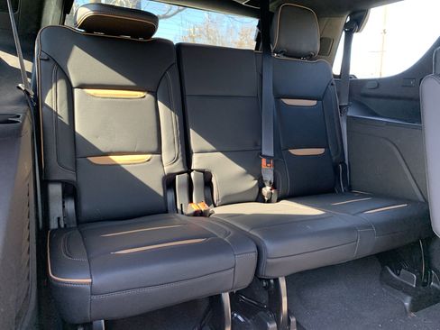 Used 2021 GMC Yukon AT4 w/ AT4 Premium Plus Package image 33