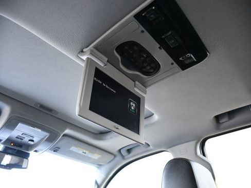 Used 2016 Chevrolet Tahoe LT image 19