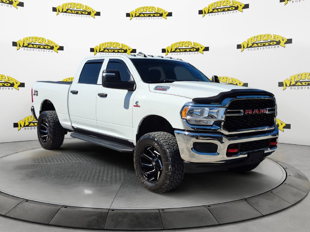 Used 2024 RAM 2500 Tradesman w/ Chrome Appearance Group AWD/4WD image 7