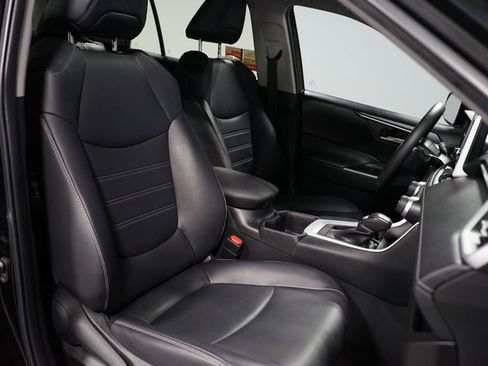 Certified 2023 Toyota RAV4 XLE Premium image 28