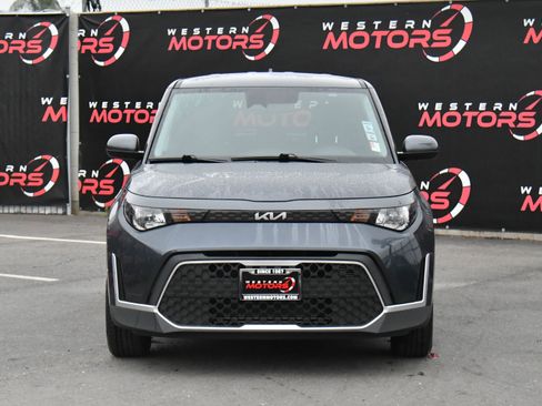 Used 2024 Kia Soul LX w/ Option Group 015 image 2
