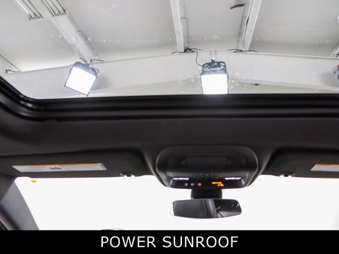 Used 2024 Cadillac XT5 Premium Luxury image 21