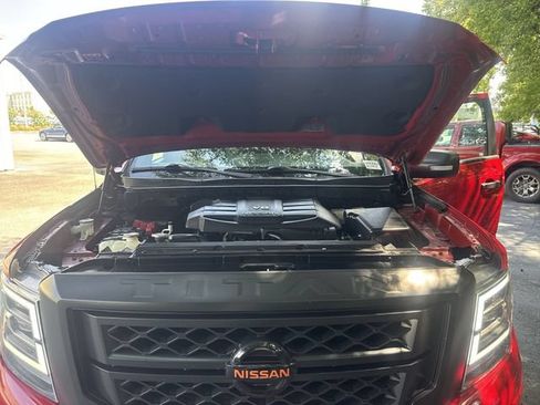 Used 2020 Nissan Titan PRO-4X w/ Pro-4x Utility Package AWD/4WD image 31