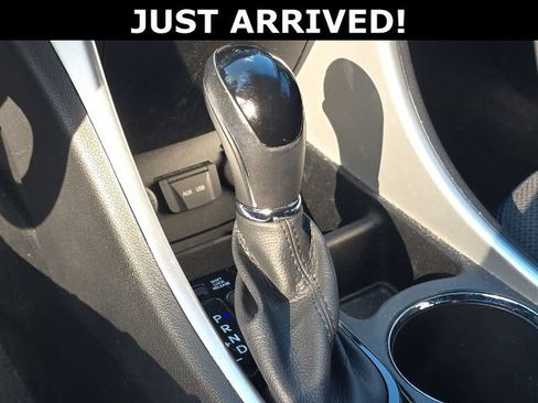 Used 2014 Hyundai Sonata SE FWD image 14