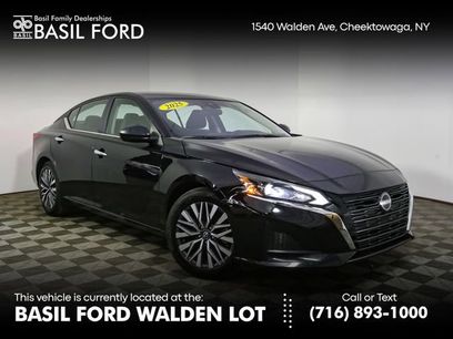 Used 2025 Nissan Altima 2.5 SV