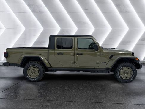 New 2026 Jeep Gladiator Sport AWD/4WD image 7