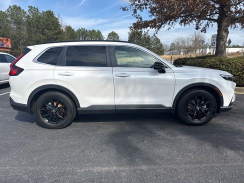 Certified 2025 Honda CR-V Sport image 2