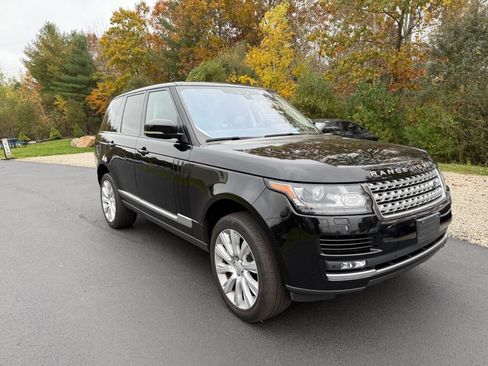 Used 2017 Land Rover Range Rover Supercharged image 3