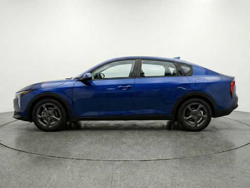Used 2025 Kia K4 FWD image 5