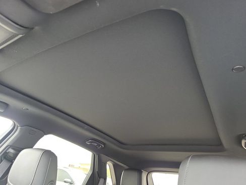 New 2026 Cadillac XT5 Premium Luxury w/ Driver Assist Package FWD image 28