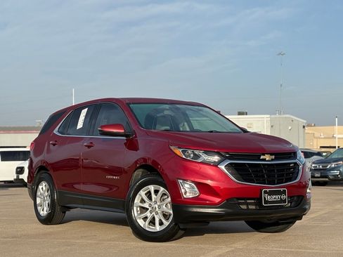 Used 2019 Chevrolet Equinox LT image 3