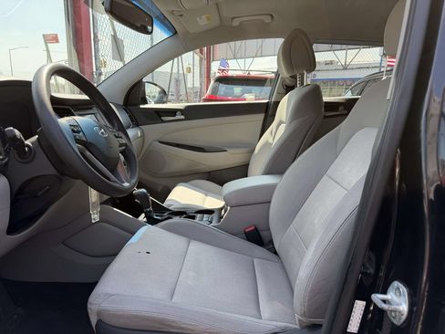 Used 2018 Hyundai Tucson SE AWD/4WD image 18