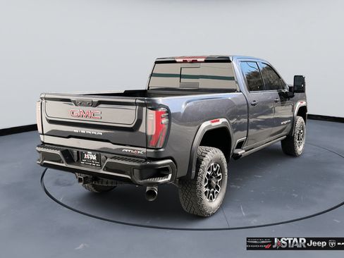 Used 2024 GMC Sierra 2500 AT4X AWD/4WD image 5