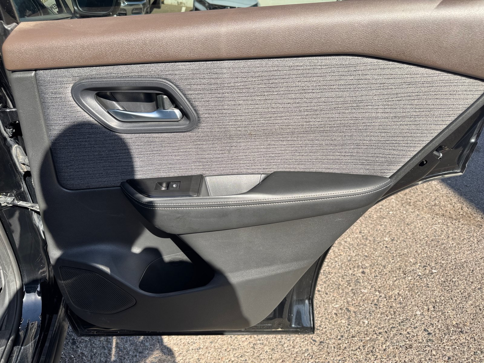 Used 2022 Nissan Rogue SV AWD/4WD image 27