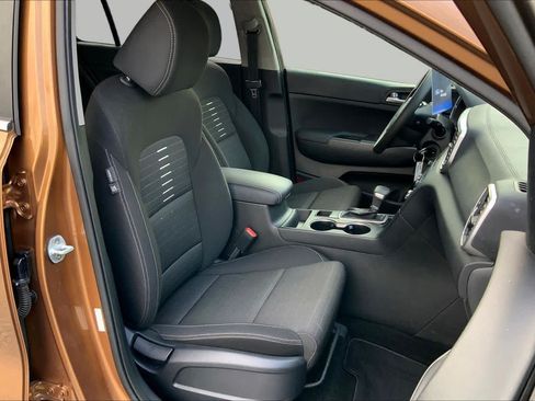 Used 2020 Kia Sportage LX w/ LX Popular Package FWD image 9