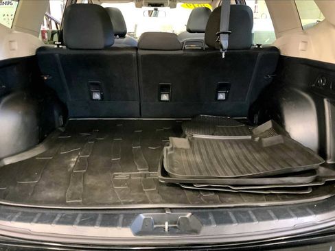 Used 2019 Subaru Forester Premium w/ All-Weather Package image 35