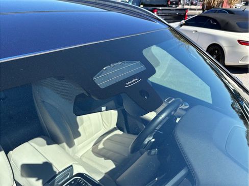 Used 2021 BMW X5 xDrive45e w/ Premium Package image 12