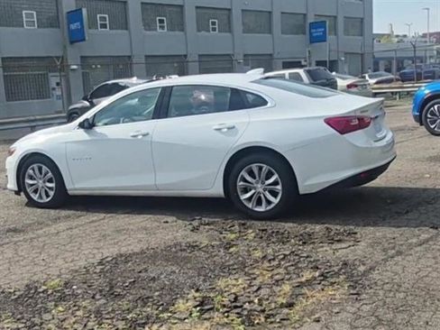 Certified 2025 Chevrolet Malibu LT image 46