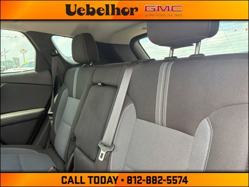 Used 2023 Chevrolet Blazer LT FWD image 17