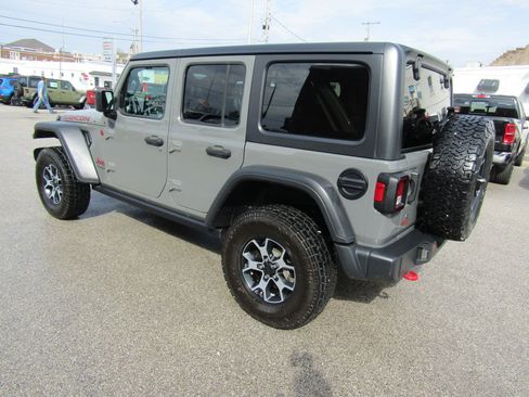 Used 2019 Jeep Wrangler Unlimited Rubicon AWD/4WD image 5
