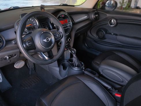 Used 2016 MINI Cooper 2-Door Hardtop FWD image 13