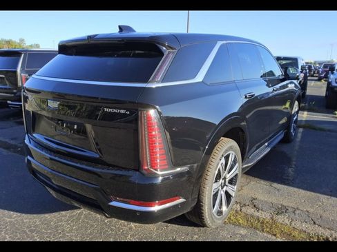 Used 2025 Cadillac Escalade IQ Luxury 1 w/ Smart Trailering package AWD/4WD image 3