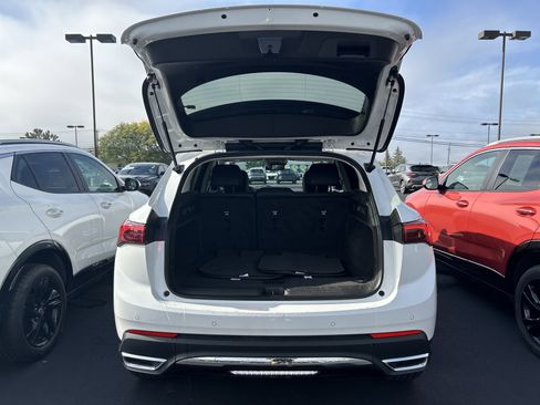 Used 2024 Buick Envision Preferred image 8