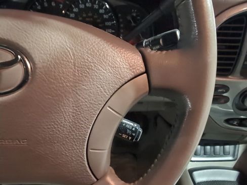 Used 2006 Toyota Sequoia Limited image 15